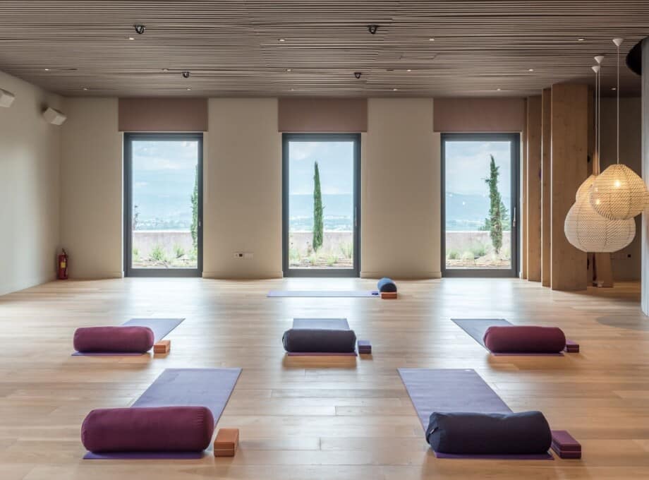Calming rooms to practice focused relaxation during a yoga retreat in Greece at Euphoria.