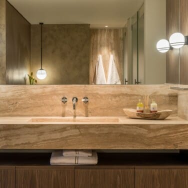 Euphoria Executive Suite Bathroom